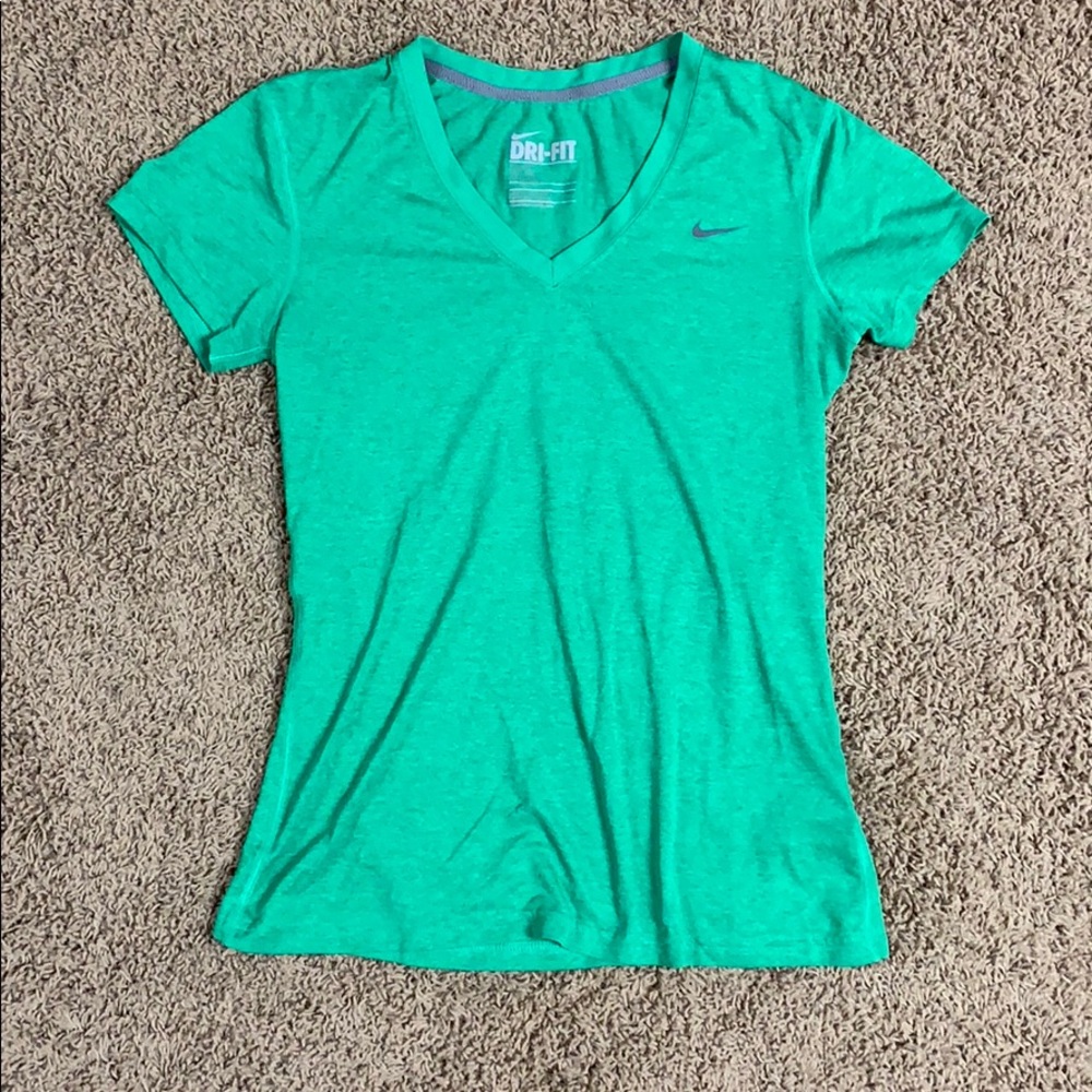 Nike Dri-Fit Short Sleeve Shirt